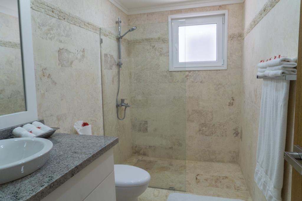 3Br / 3Ba Modern Paradise Loft Condo In Gated Community W/ Daily Housekeeping Sosúa Exterior foto